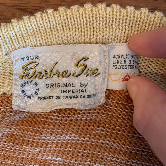 Vintage Flared Sleeve Neutral Toned Cardigan Size S/M - Picture 4 of 4